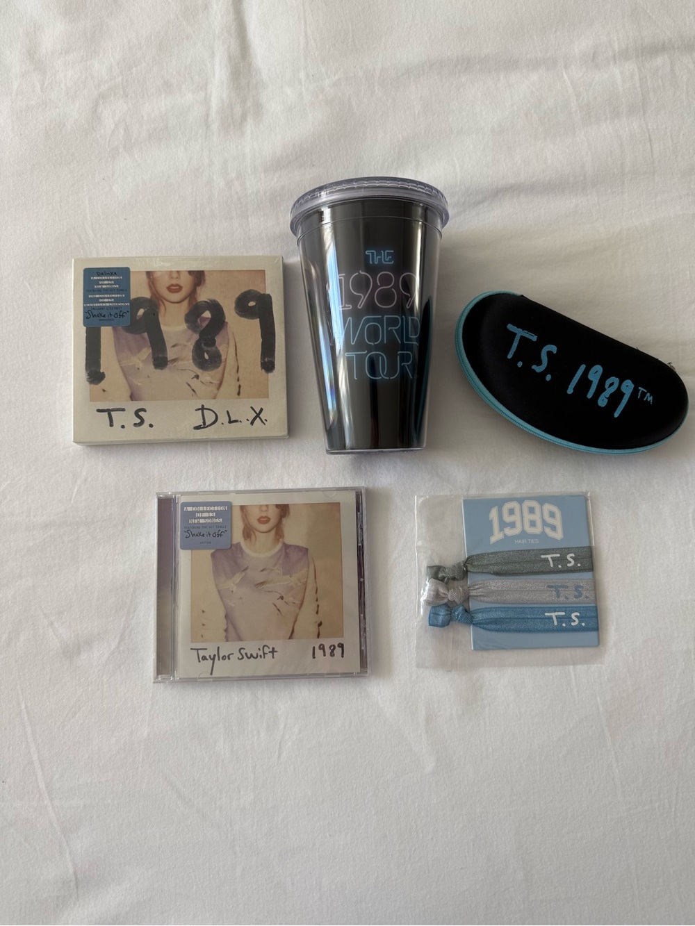 Taylor Swift: 1989 merch bunch